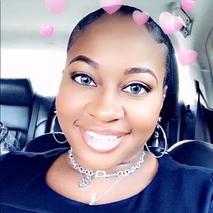 Meet your Posher, Gabrielle